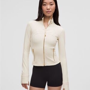 lululemon define size 2 Cream Zip-Up Jacket